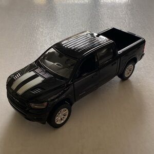2019 Dodge Ram 1500 1:27 scale Black Toy Truck by Motor Max